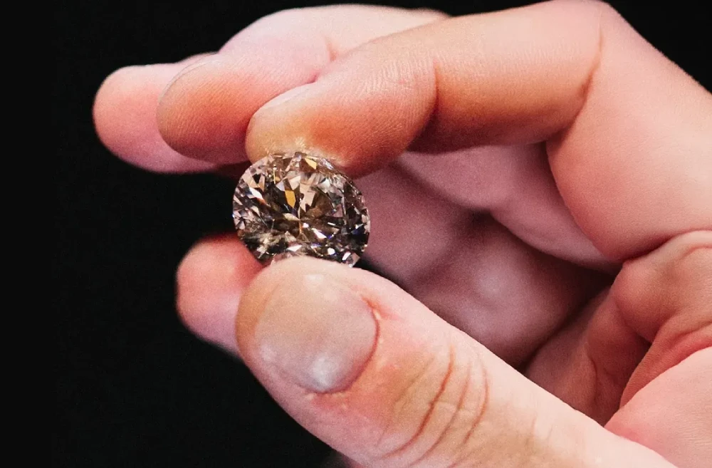 Sotheby’s ‘The Infinite Blue’ Diamond